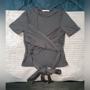 Cropped tie front shirt